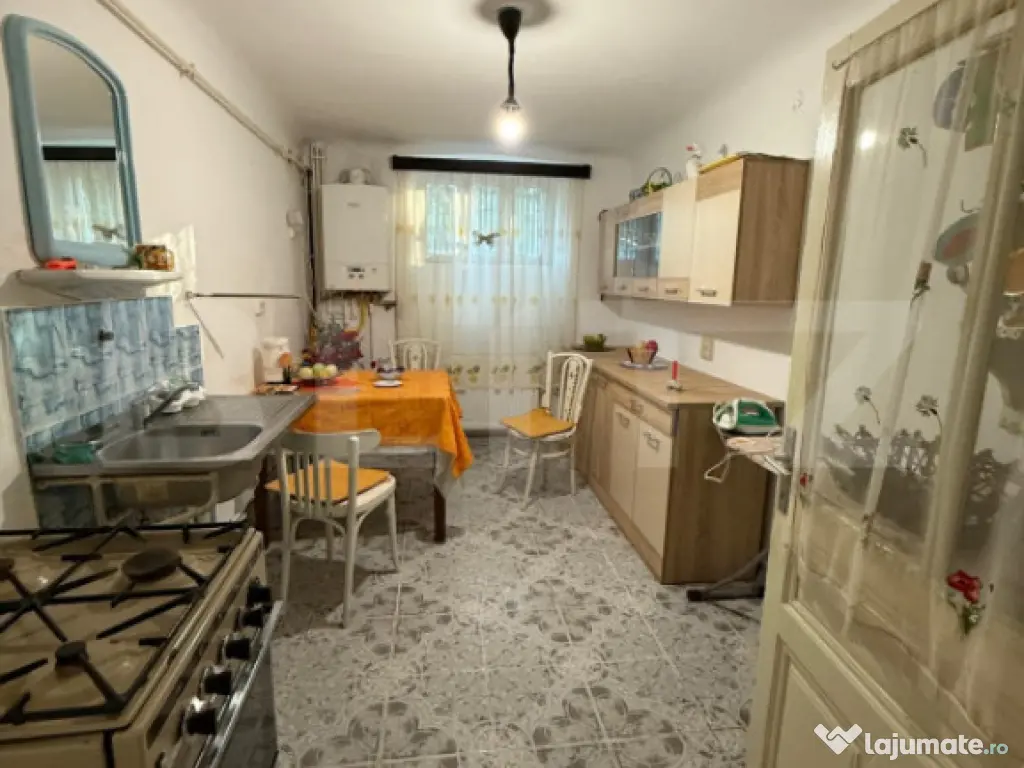 Proprietate 140 mp, 800 mp teren, zona Centru 