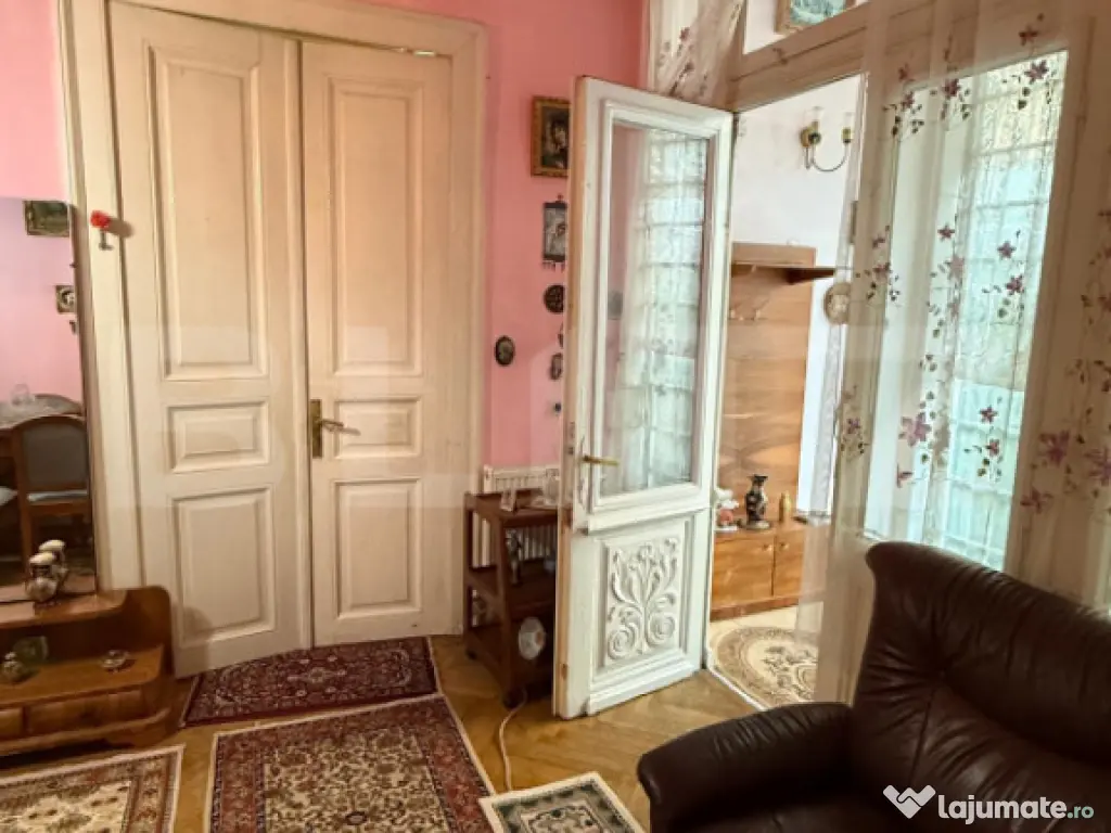 Proprietate 140 mp, 800 mp teren, zona Centru 