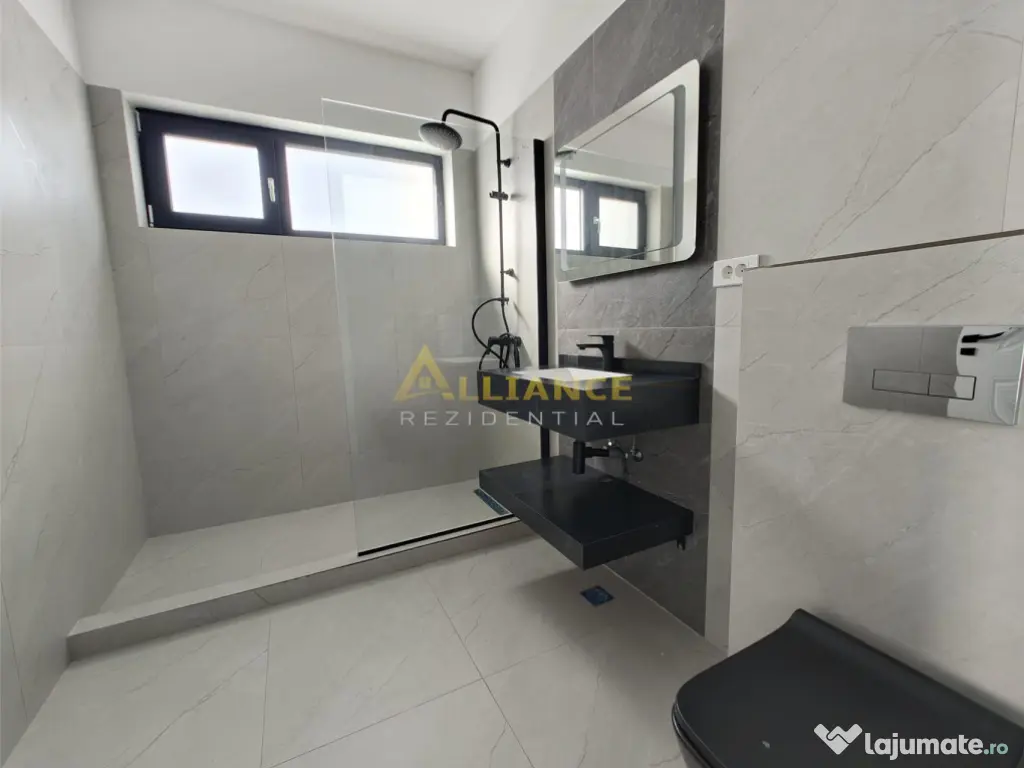 Casa individuala - 3 dormitoare, - 402 mp teren - Aviatorilo 