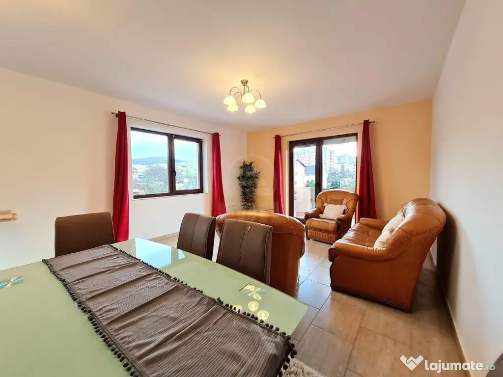 Apartament 4 camere,zona Frunzisului Manastur 