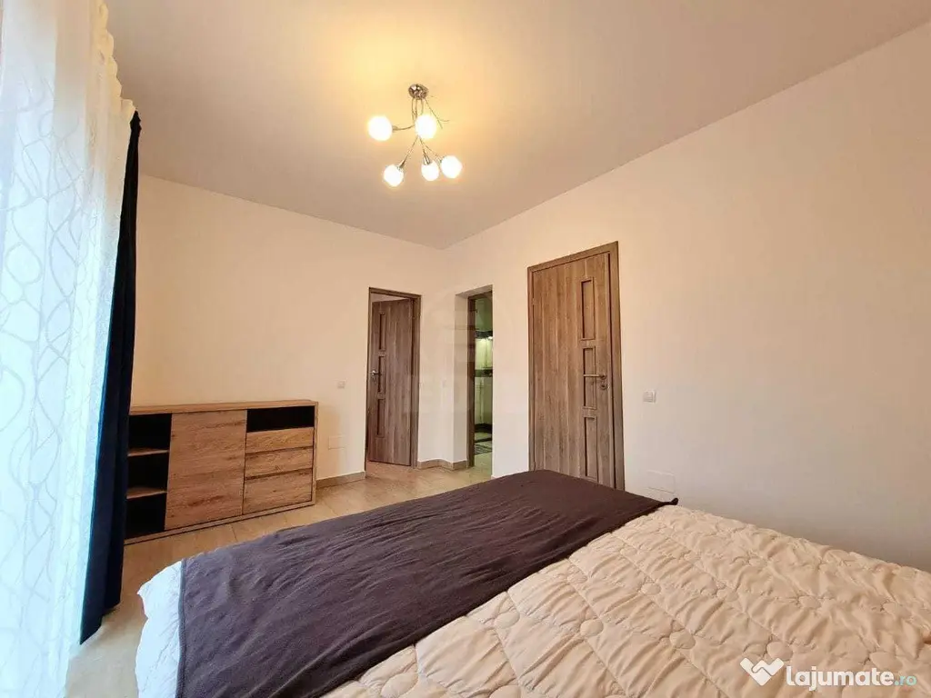 Apartament 4 camere,zona Frunzisului Manastur 