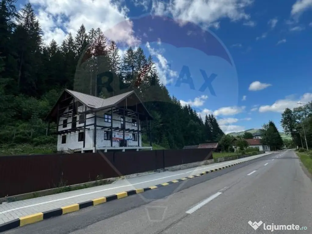 Casă de vânzare în Voroneț, Bucovina 