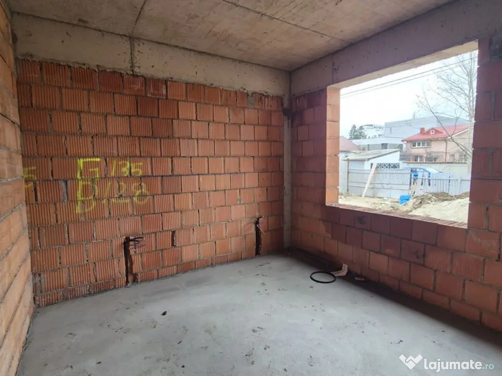 Casa P+1 - 228 mp + teren 668 mp - Mogoșoaia 