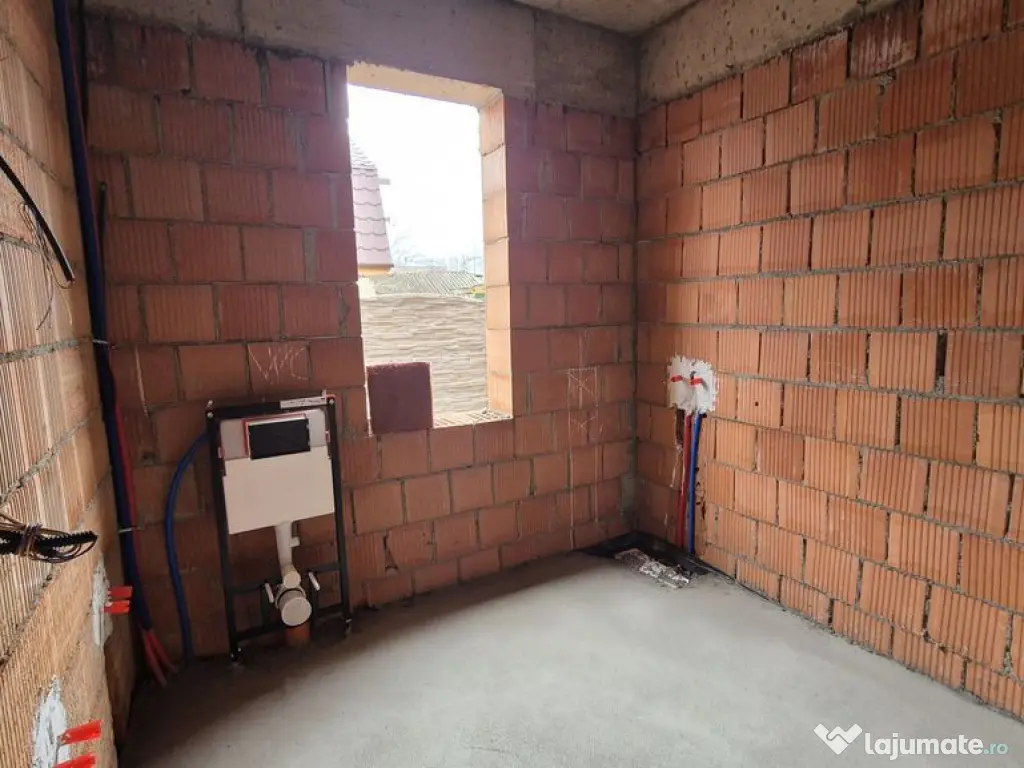 Casa P+1 - 228 mp + teren 668 mp - Mogoșoaia 