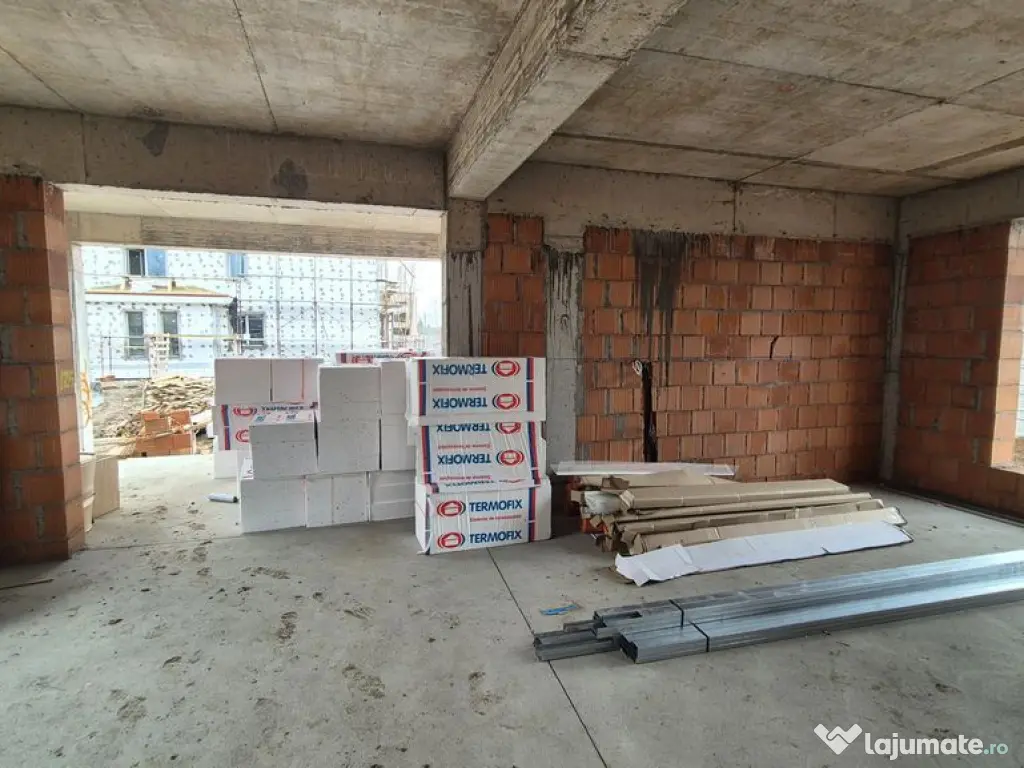 Casa P+1 - 228 mp + teren 668 mp - Mogoșoaia 