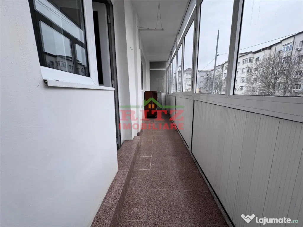 Nou! Ap. 3 cam., 2 bai, 2 balc., et. 1 din 4!! 