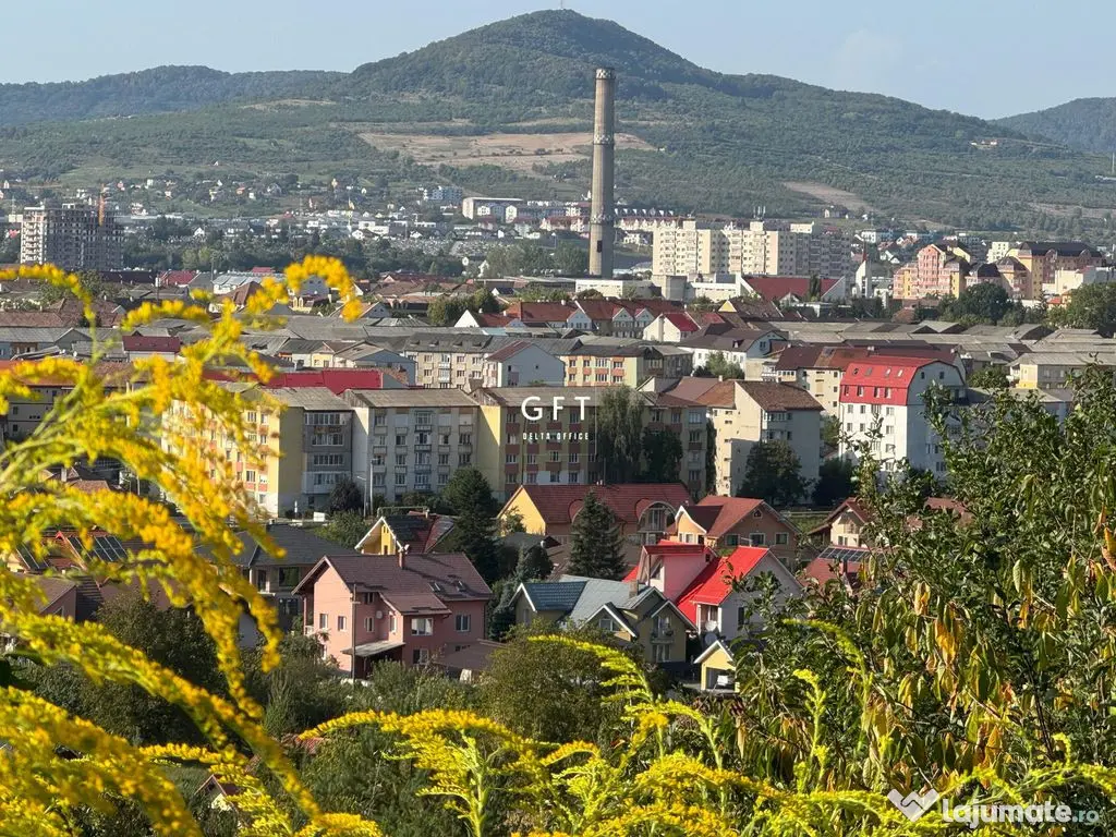 Teren intravilan 5 ari de vanzare , 3 minute de parc!!! 