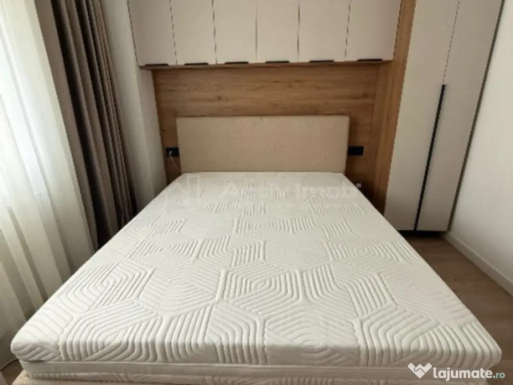 Apartament de 3 camere decomandat - 2 bai - mobilat si utila 