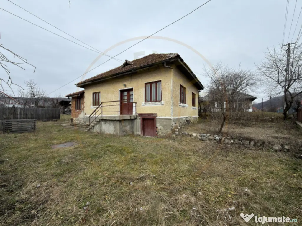 Casa+Teren intravilan 2.056 mp – dubla deschidere – DN P 