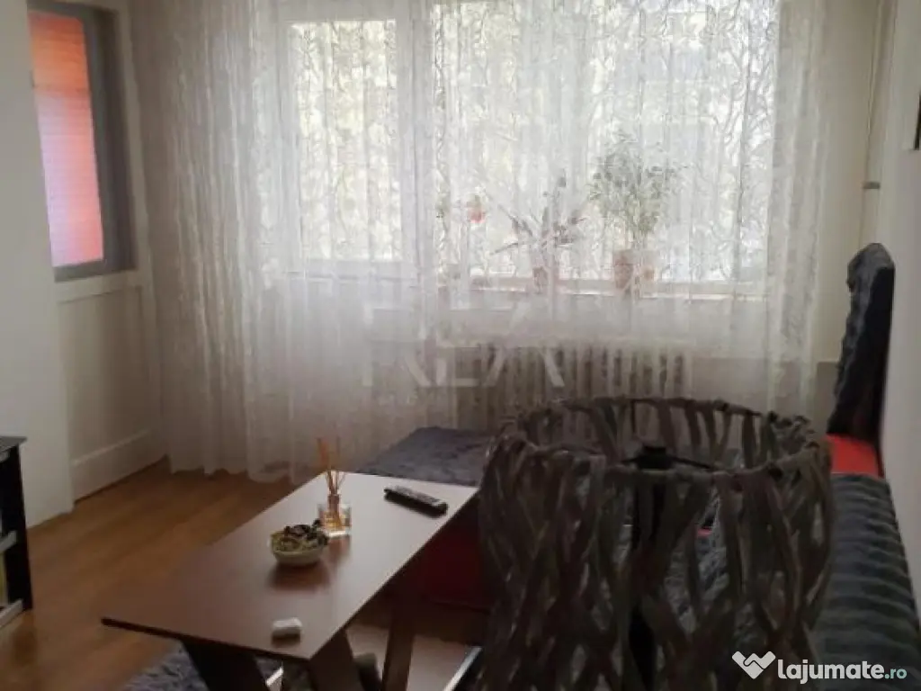 2 camere, et 7/8, 50 mp-Drumul Taberei, Mall Plaza 