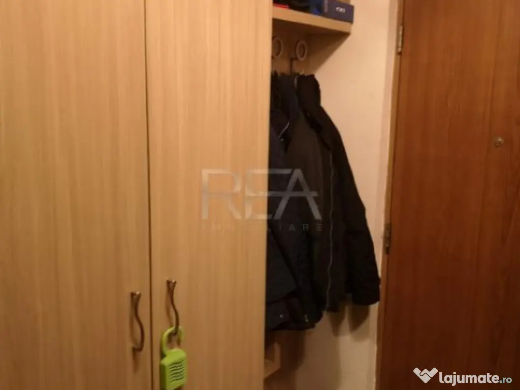 3 camere Basarabia decomandat, centrală, et. 3, an 1983, me 