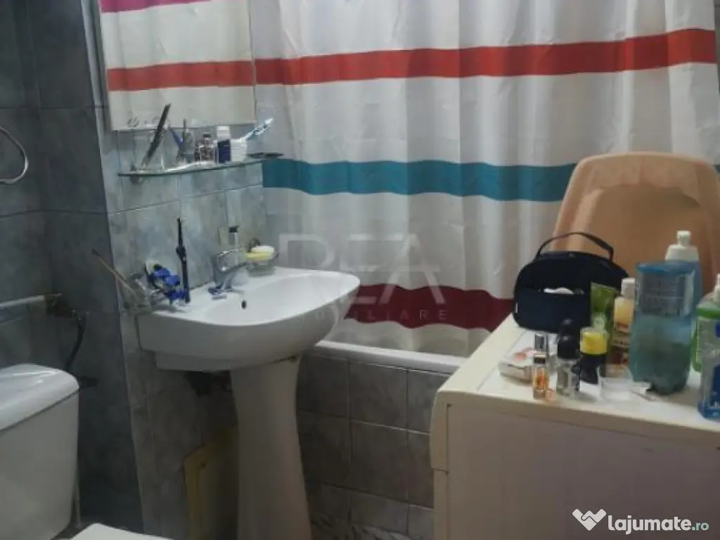 3 camere Basarabia decomandat, centrală, et. 3, an 1983, me 