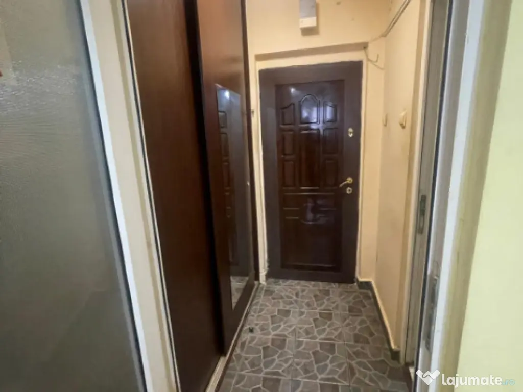 Garsoniera de vanzare, 30.47 mp, zona Brazda lui Novac