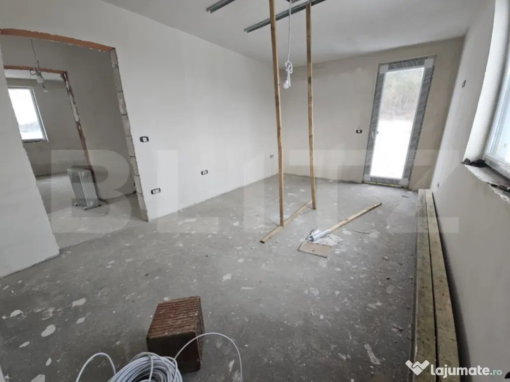 Casa 4 camere in Valea Lupului