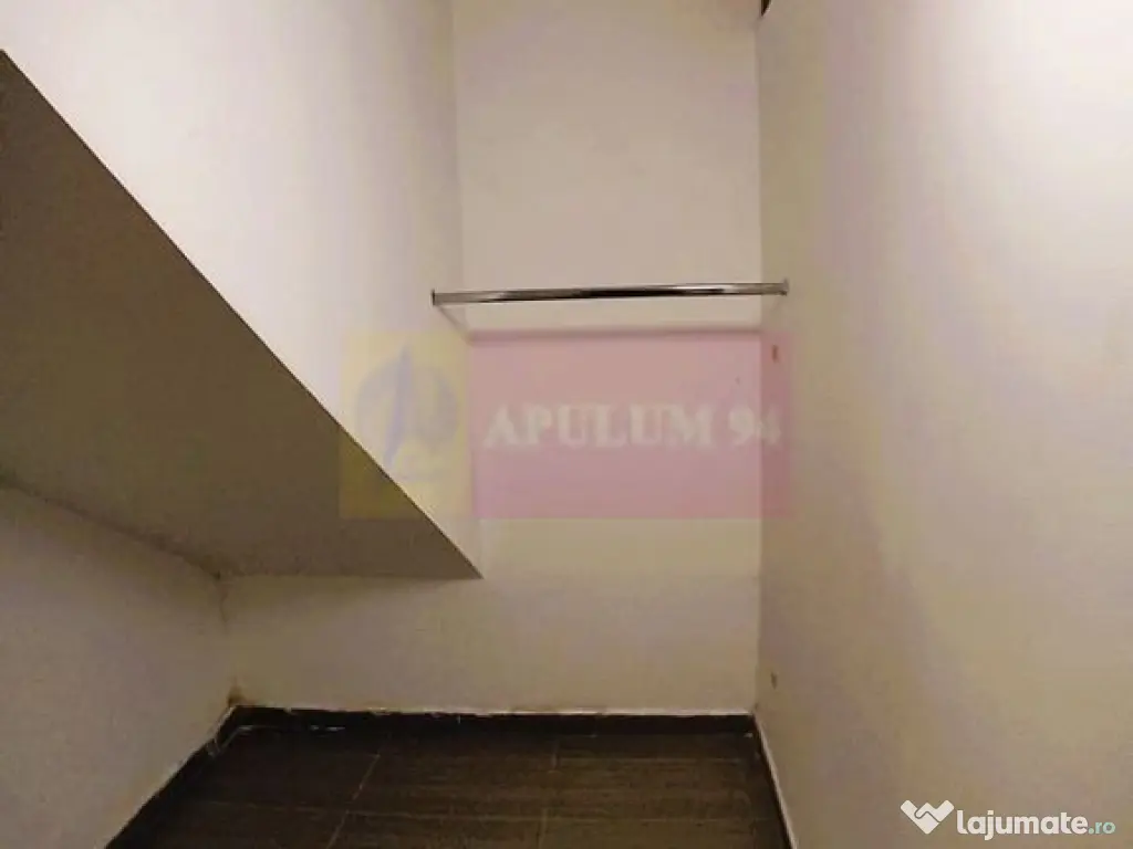 Spatiu 106 mp demisol, intrare separata, utilitati inclus...