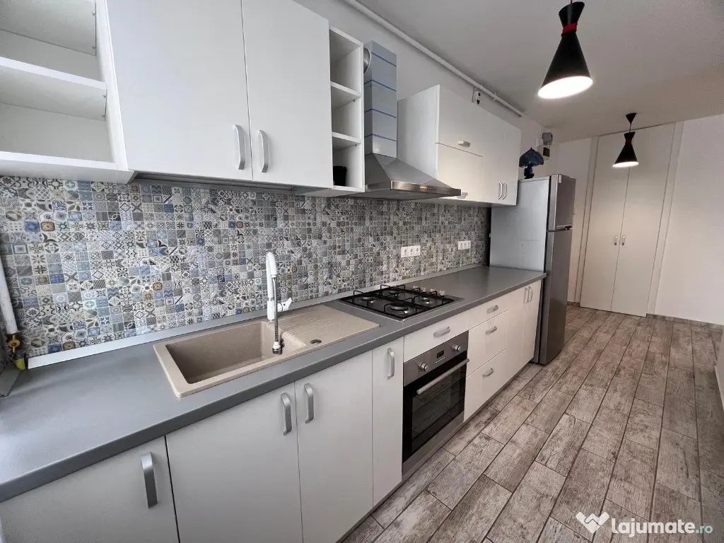 Apartament 3 camere,zona Gojdu