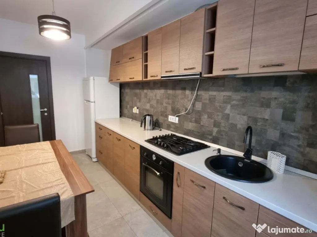 SPLAIUL INDEPENDENTEI, NOVUM, decomandat, 65 mp UTILI 