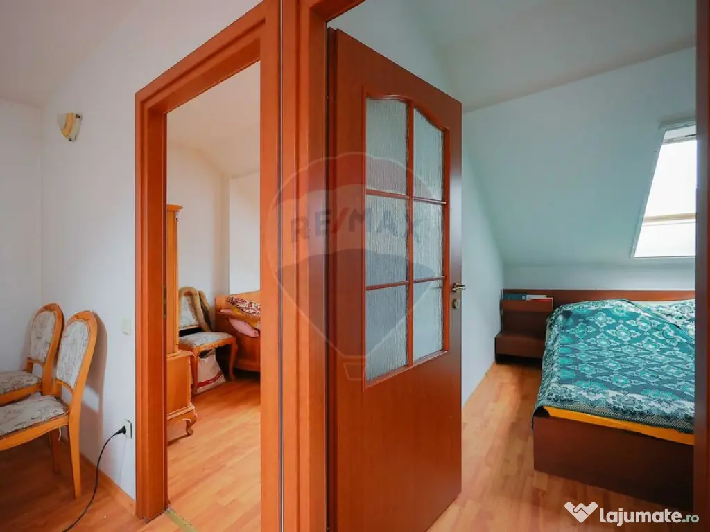 Apartament cu 2 camere, de închiriat, la casă, în Ioșia 