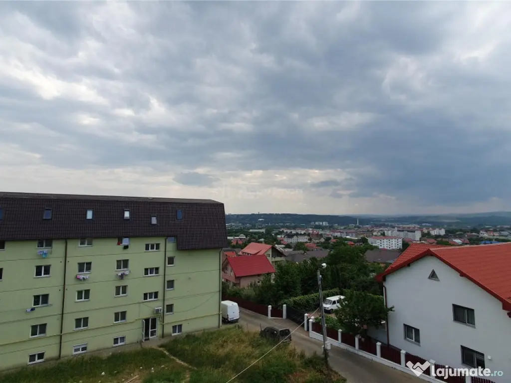 Apartament - 4 camere - 80 mp - Burdujeni - Moldova 