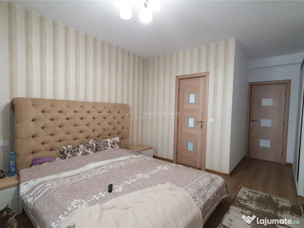 Apartament - 4 camere - 80 mp - Burdujeni - Moldova 