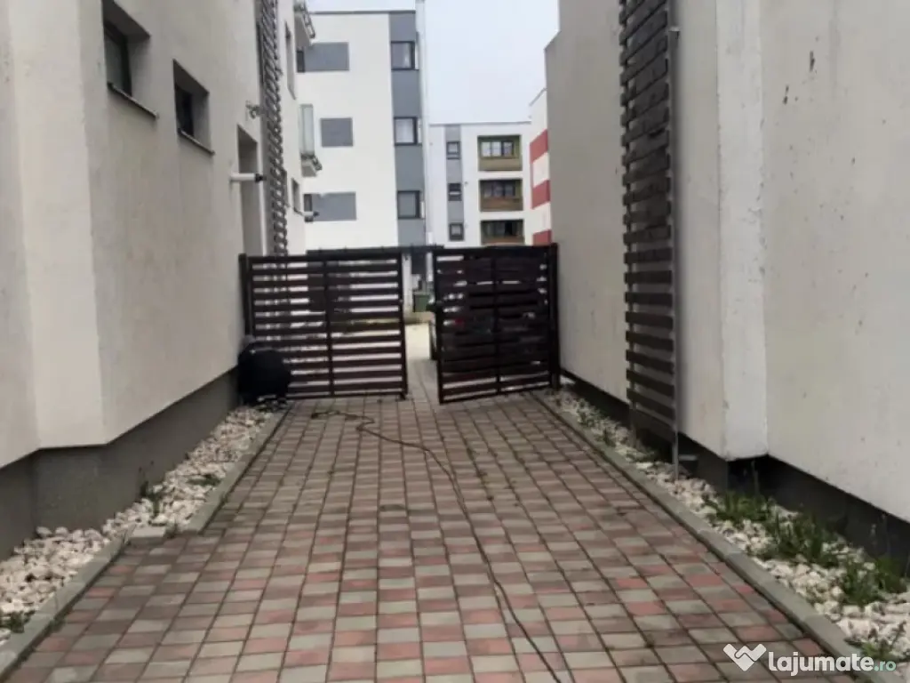 Apartament 3 camere, circular - zona Ghimbav 