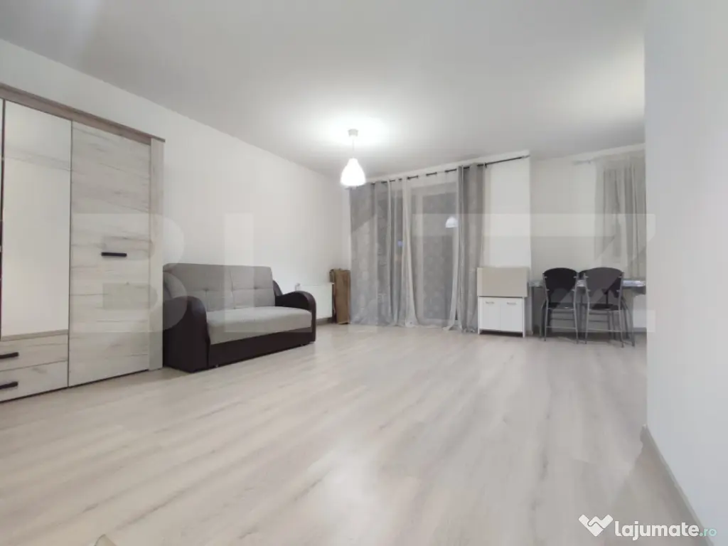 Apartament 1 camera, 34 mp, parcare, zona Florilor