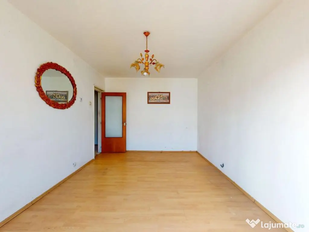 Apartament 3 camere decomandat 65 mp utili Bloc 1984 reab... 