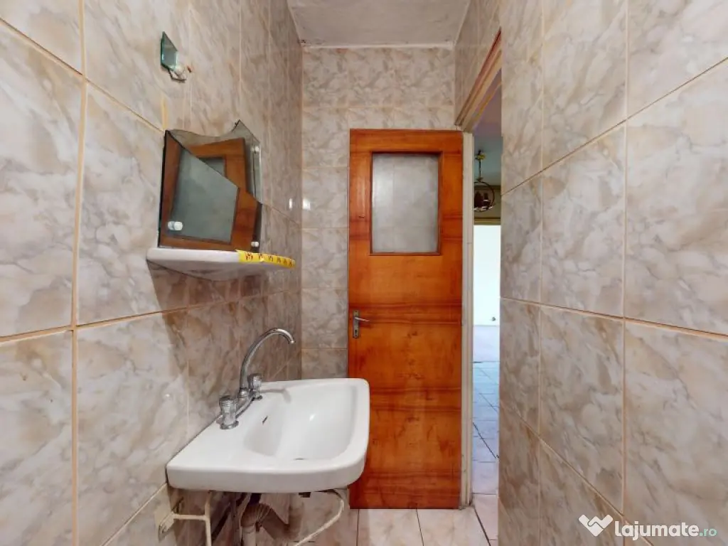 Apartament 3 camere decomandat 65 mp utili Bloc 1984 reab... 