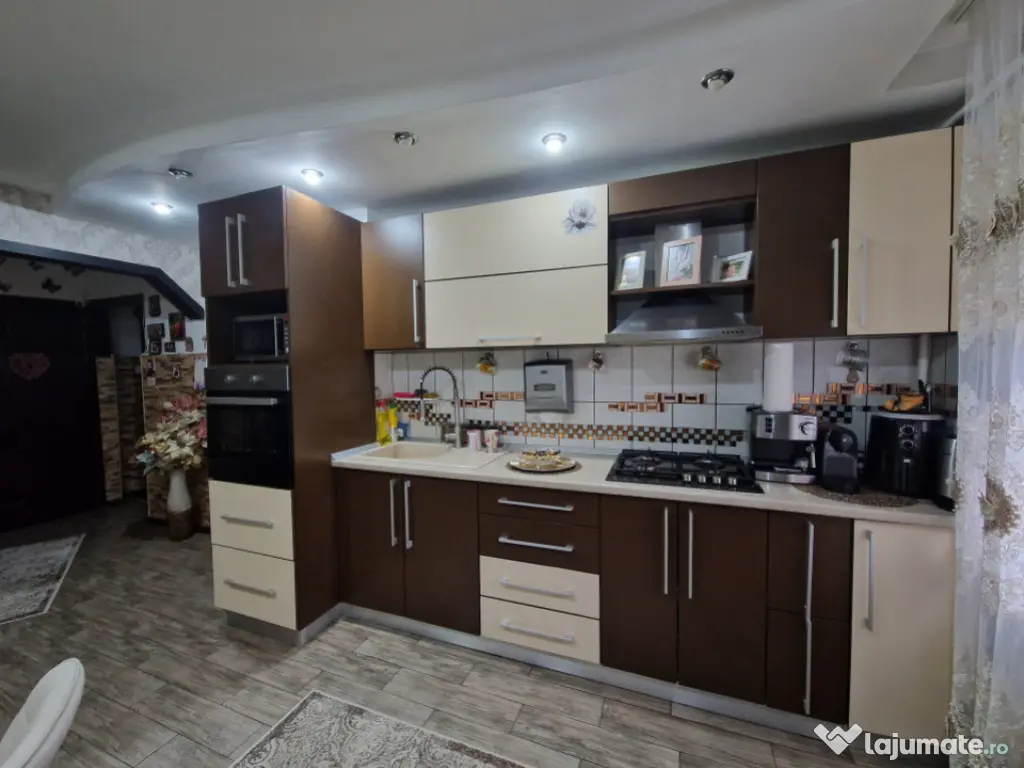 Apartament 3 camere + bucătărie open space | 57 mp | Zonă 