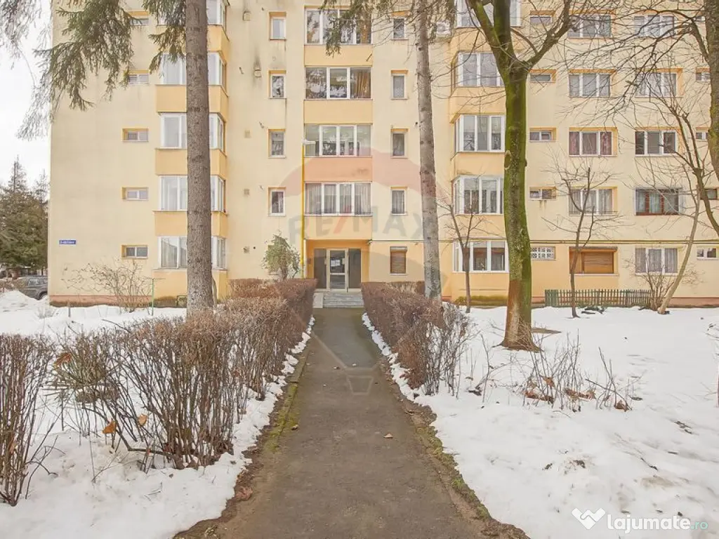 Apartament 2 camere cu vedere spre Tâmpa – Str. Saturn... 