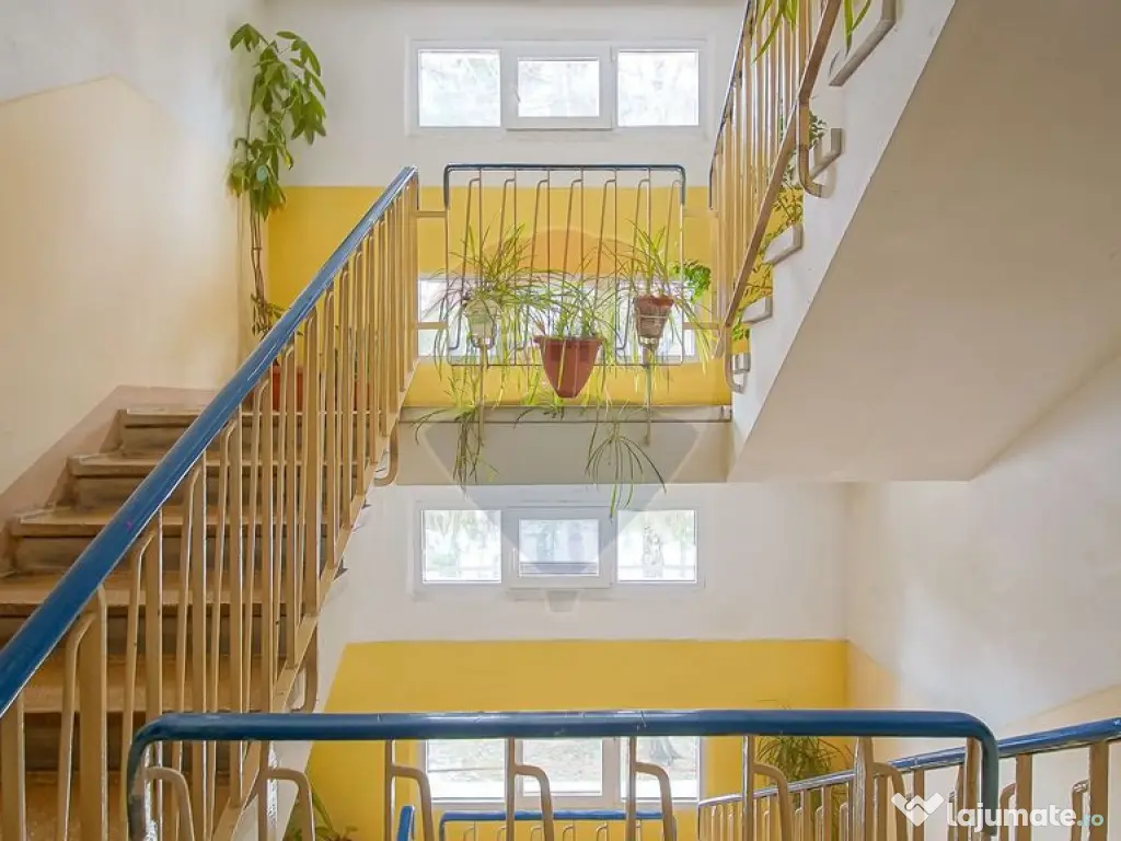 Apartament 2 camere cu vedere spre Tâmpa – Str. Saturn... 