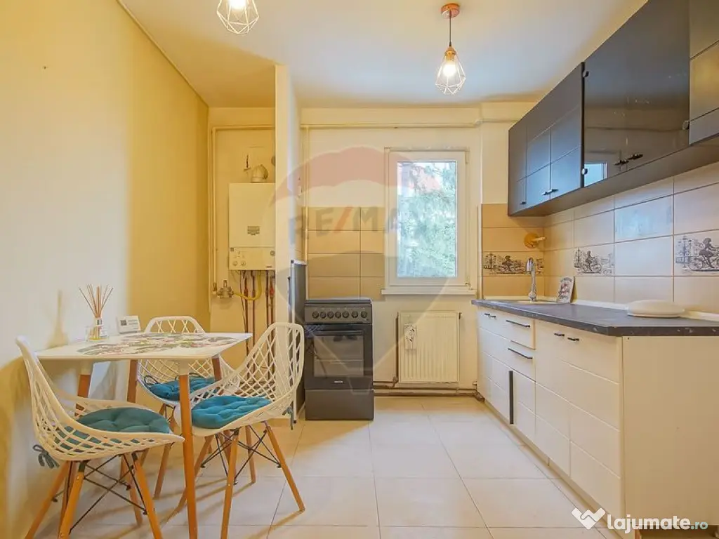 Apartament 2 camere cu vedere spre Tâmpa – Str. Saturn... 