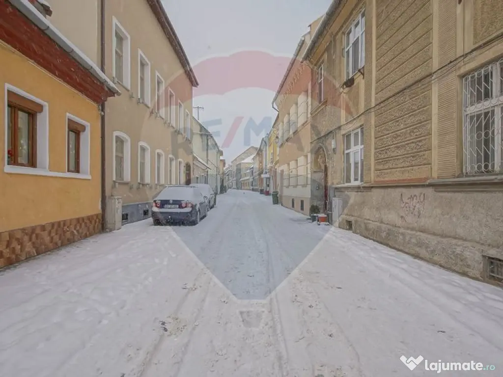 DE INCHIRIAT - Garsoniera in zona Centrul Istoric 