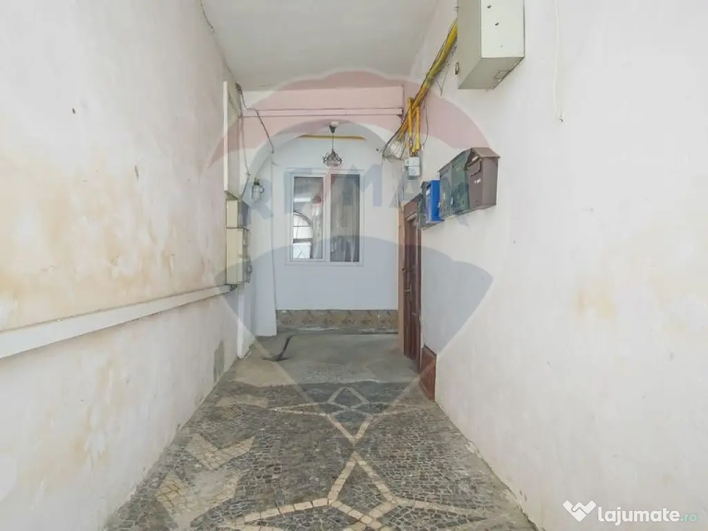 DE INCHIRIAT - Garsoniera in zona Centrul Istoric 