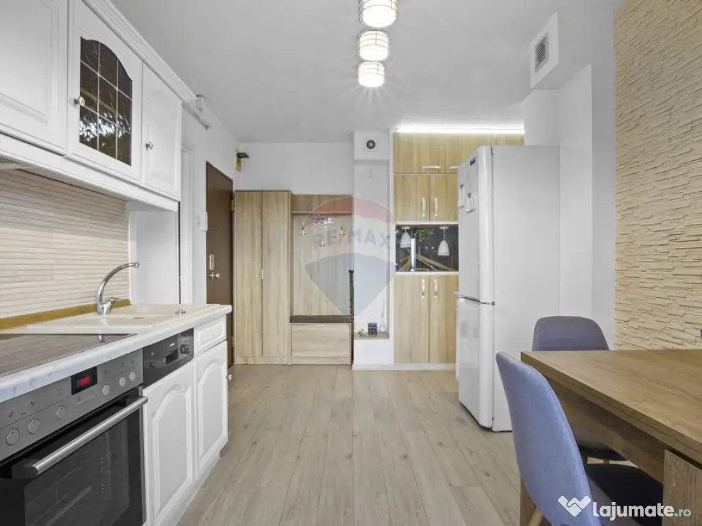 Apartament la cheie cu 2 camere decomandat de vanzare Alf... 