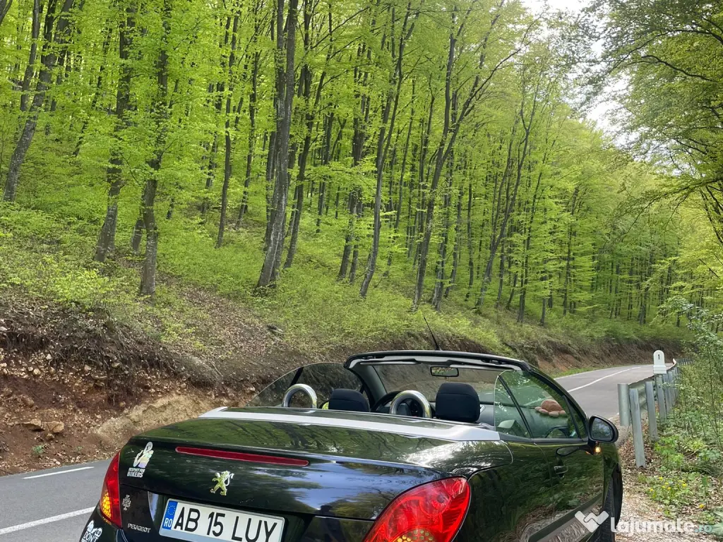 Vând Peugeot 207 CC,