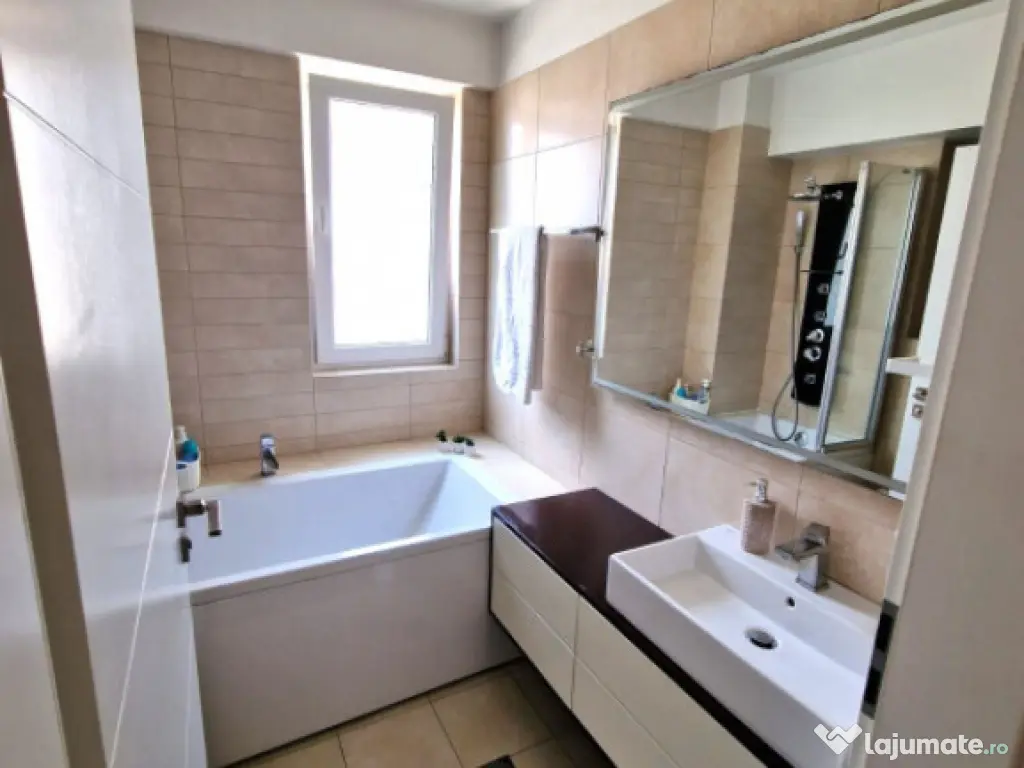 Chirie, Apartament 3 camere + LOC DE PARCARE 