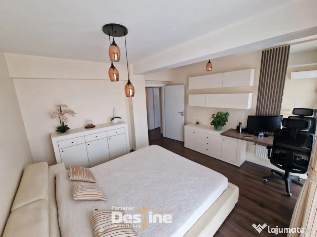 Chirie, Apartament 3 camere + LOC DE PARCARE 