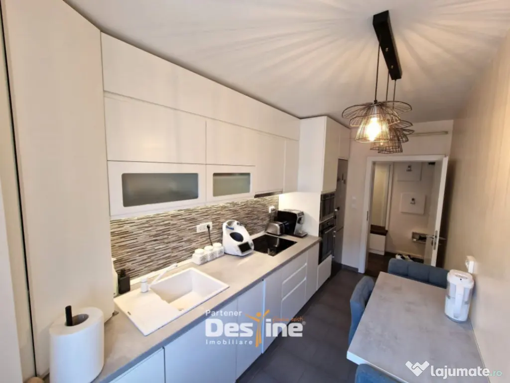 Chirie, Apartament 3 camere + LOC DE PARCARE 