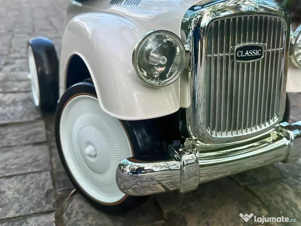 Premergator fara pedale, Kinderauto Retro Baby Car cu roti moi White