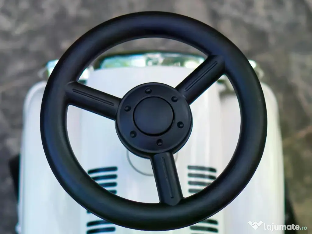 Premergator fara pedale, Kinderauto Retro Baby Car cu roti moi White