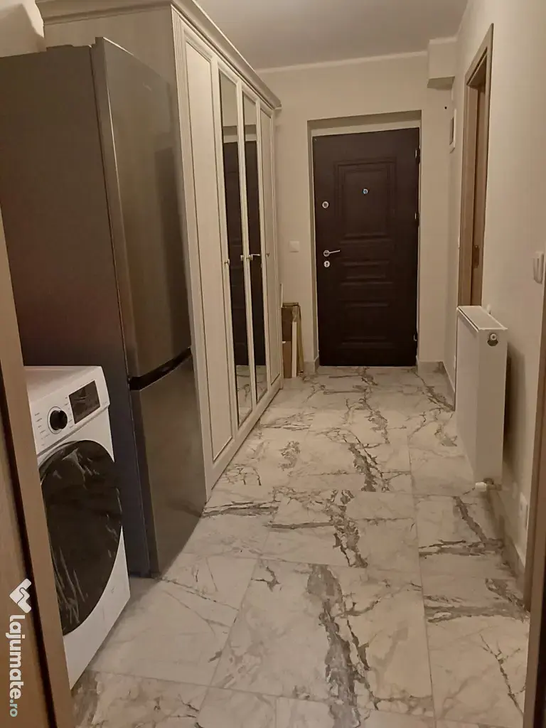 Inchiriez apartament 2 camere 