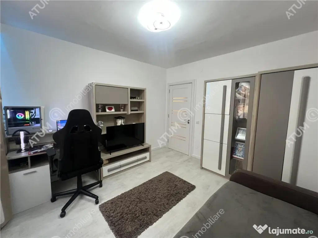 Apartament renovat cu 3 camere decomandate in zona Vasile Aa 