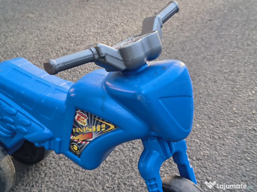 Tricicleta mica fara pedale Copii mici 2-3 ani bicicleta invatat mers ajutatoare 