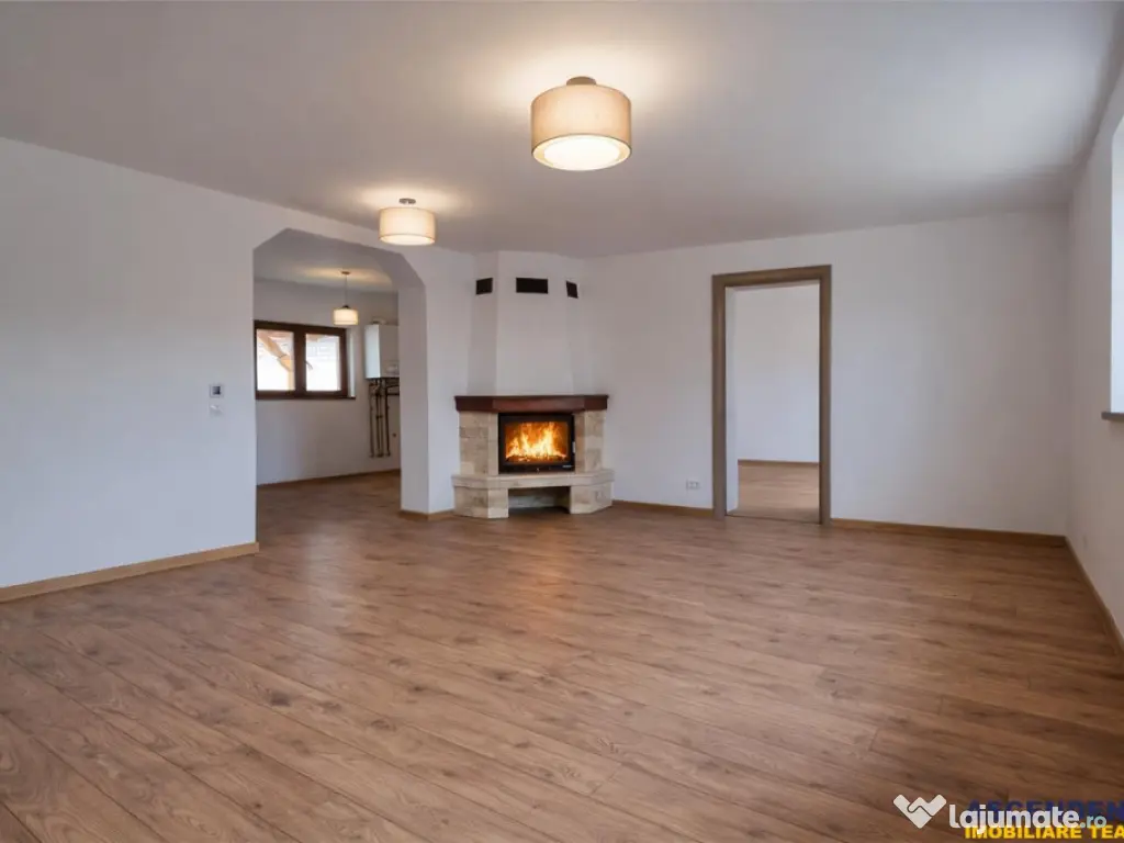 Cocheta casa renovata vila spatioasa, domeniu de 1.500mp,San