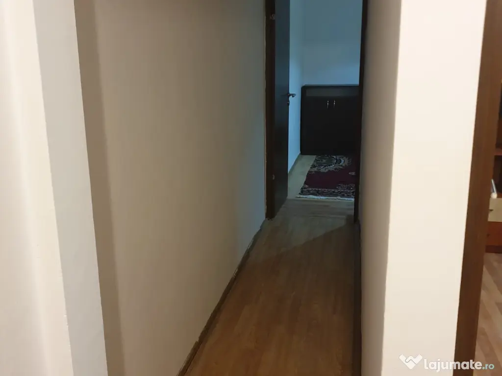 Ap. 3 camere Decomantat Blvd Tutora