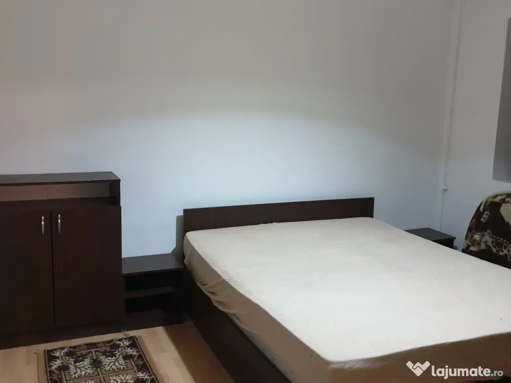 Ap. 3 camere Decomantat Blvd Tutora