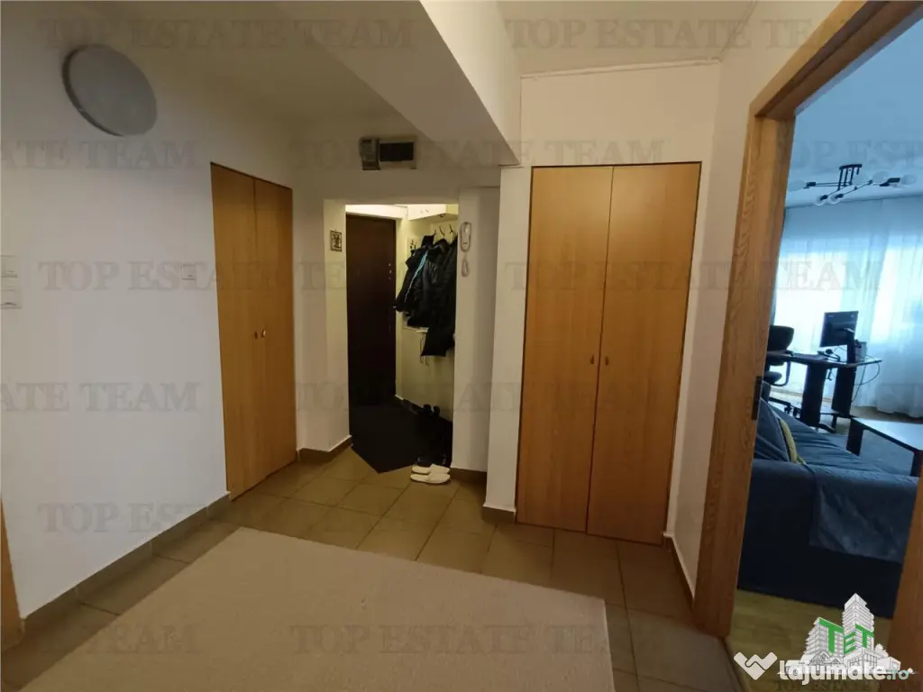 Apartament generos de 3 camere Turda- vedere spre parcul Re