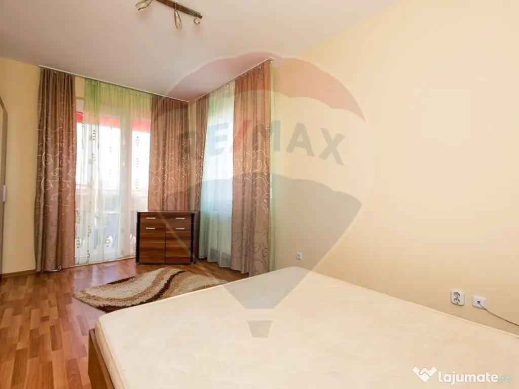 Apartament cu 3 camere de închiriat, complex rezidenția...