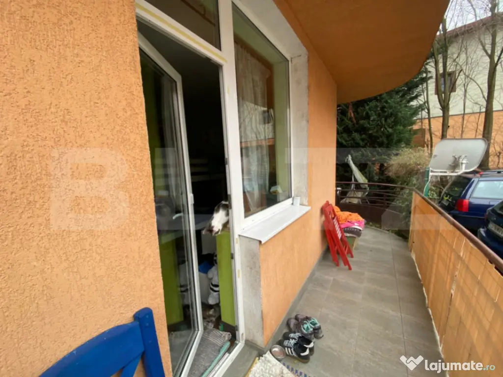 Apartament decomandat, 2 camere, 57 mp, parcare, zona Eroilo 